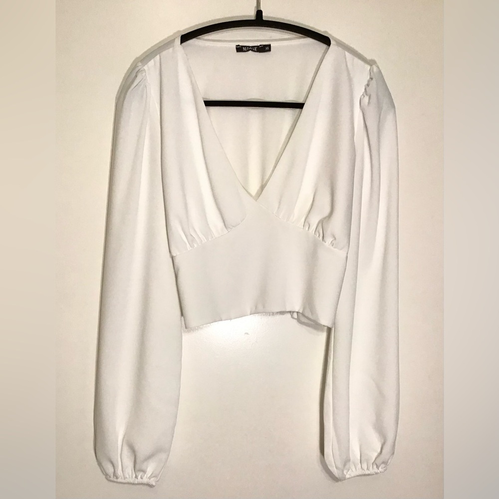 Nuna Lie White Long Sleeve Cropped Blouse